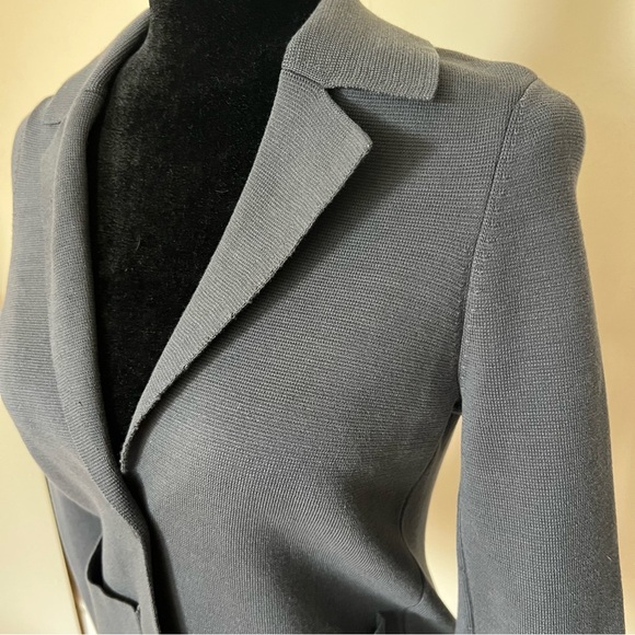 Margaret O'Leary Sleek Gray Fitted Two Button Two Pocket Career Blazer Sz Small - Picture 4 of 5